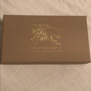 Burberry wallet box with dust bag
